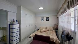 Blk 337 Jurong East Avenue 1 (Jurong East), HDB Executive #573983551